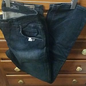 New Volcom pants size 30 x 34